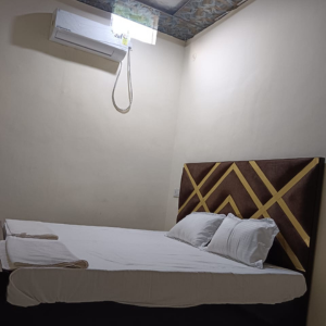Semi Deluxe Room