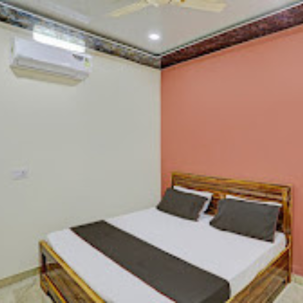 Semi Deluxe Room – Affordable & Comfortable